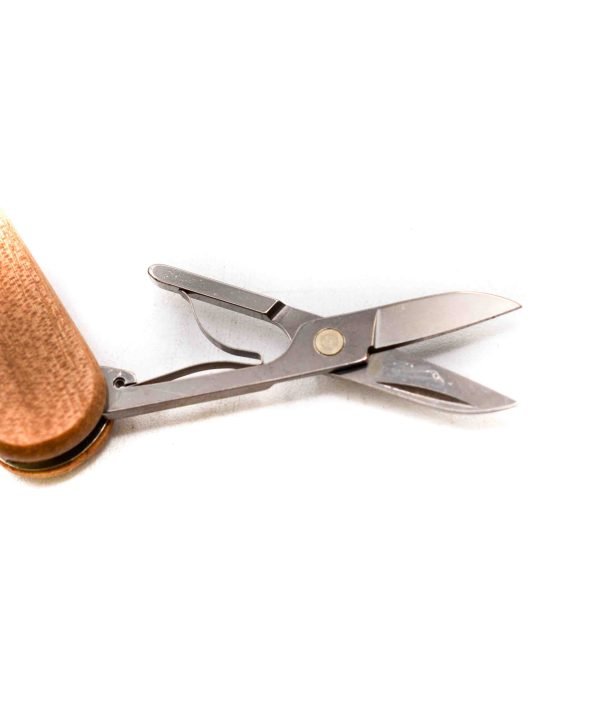 Victorinox Classic SD Legno-coltellipersonalizzati.com