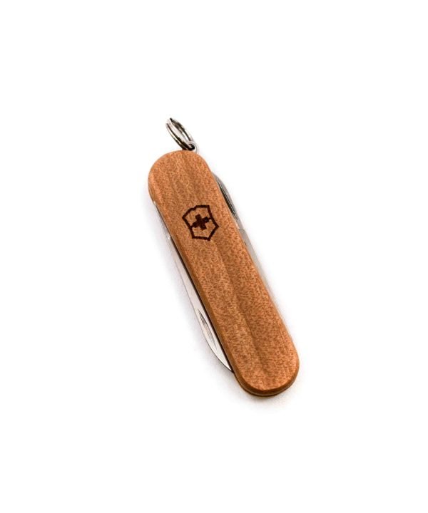 Victorinox Classic SD Legno-coltellipersonalizzati.com